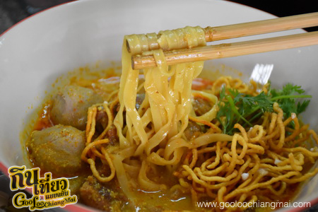 ร้าน เตี๋ยวหน้าซอย ย่าเป้า ลำปาง