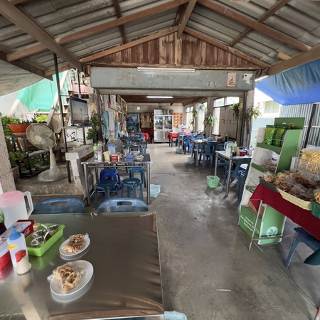 ร้าน สวนดอก ก๋วยเตี๋ยวเนื้อตุ๋น อ.ฝาง