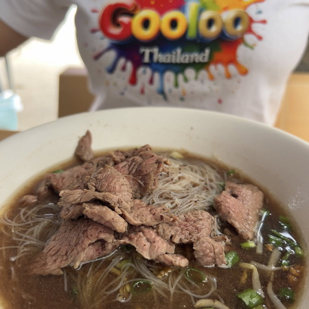ร้าน สวนดอก ก๋วยเตี๋ยวเนื้อตุ๋น อ.ฝาง