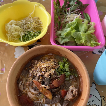 ร้าน ฅ คนขนมจีน บ้านห้วยปู