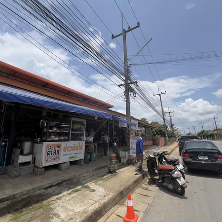 ร้าน ตี๋เล็ก ข้าวมันไก่ อ.แม่อาย