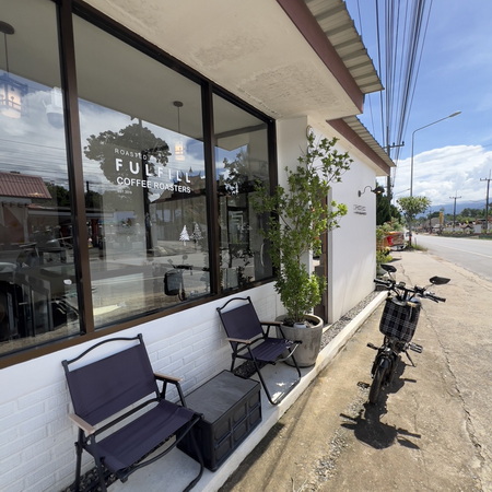ร้าน FULFILL COFFEE อ.แม่อาย
