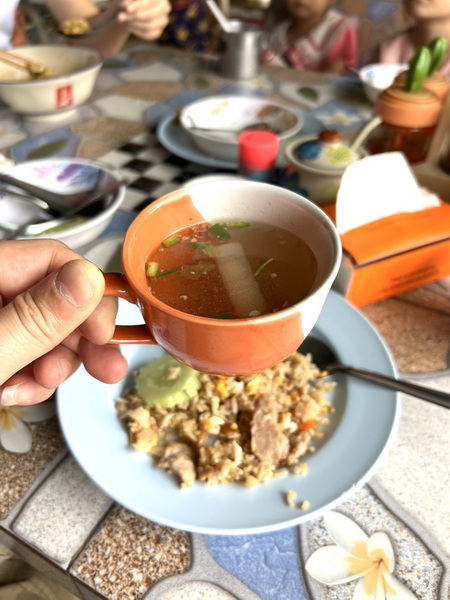 ร้าน เย็นตาโฟ ข้าวตามสั่ง อ.แม่อาย