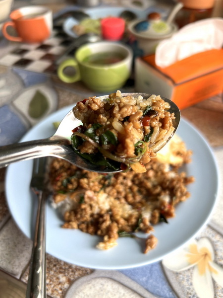 ร้าน เย็นตาโฟ ข้าวตามสั่ง อ.แม่อาย