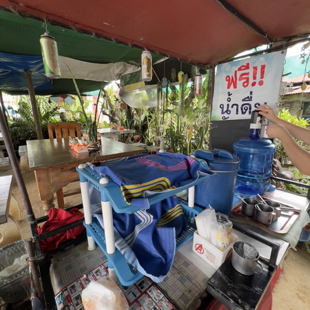 ร้าน เย็นตาโฟ ข้าวตามสั่ง อ.แม่อาย